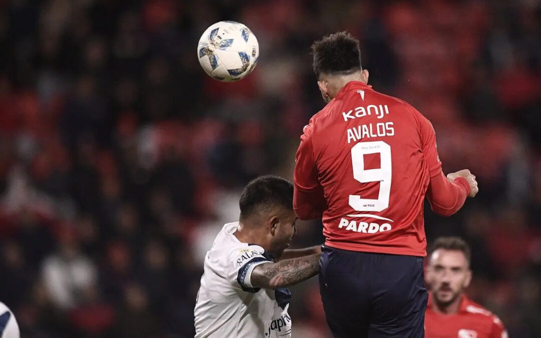 Independiente dejó una buena imagen pero no pasó del empate ante Vélez