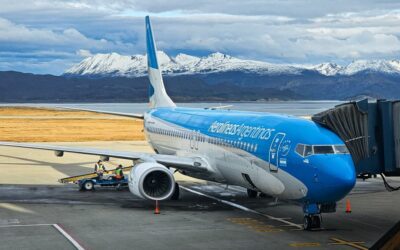 El Gobierno anticipó que cederá el control de Aerolíneas Argentinas en caso de que continúen las extorsiones de los gremios