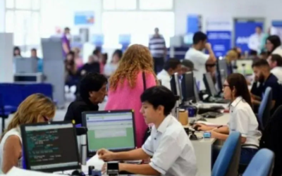Aumento salarial para empleados estatales: cuánto cobrarán en diciembre