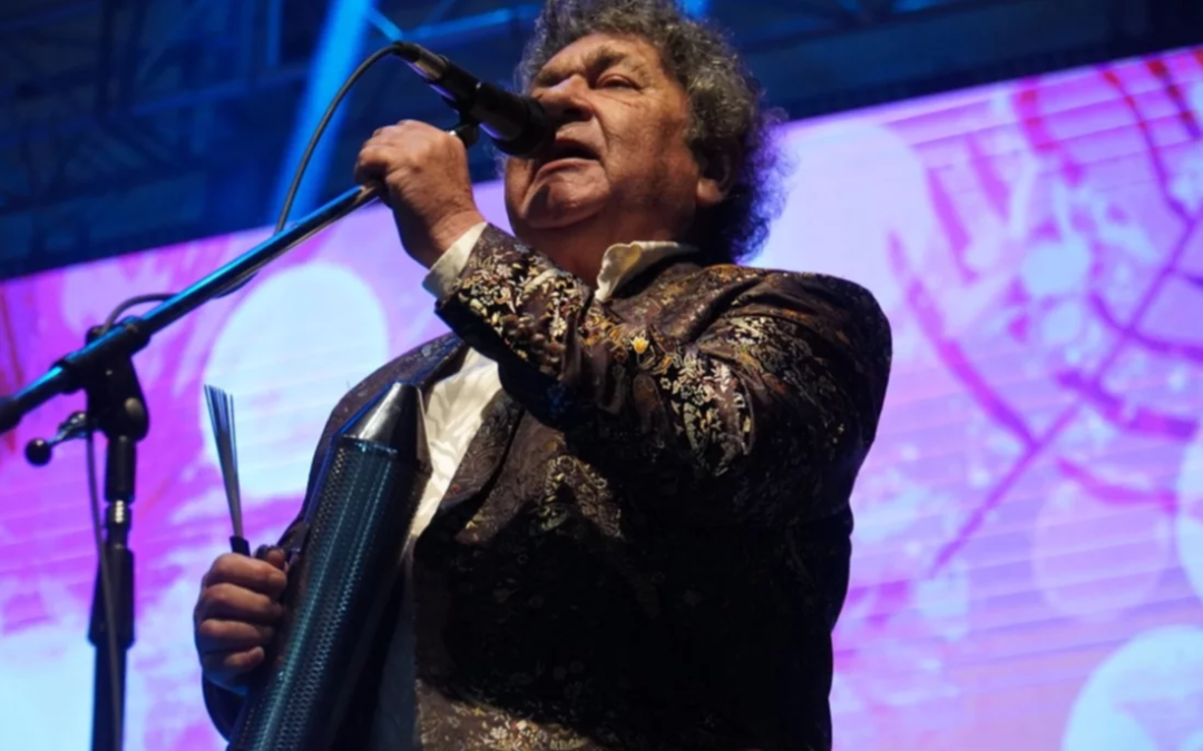 Rubén “Cacho” Deicas, cantante de Los Palmeras, fue internado de urgencia tras sufrir un ACV