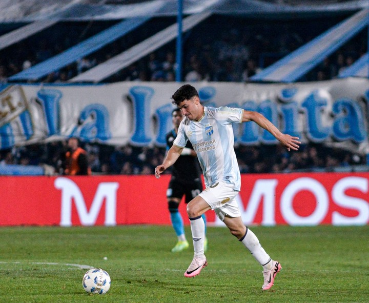 Historia y fútbol: el nieto de un sobreviviente de los Andes jugará contra Boca por la Copa Argentina.