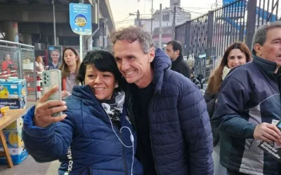 Gabriel Katopodis arrancó su actividad del día en la estación de Suárez