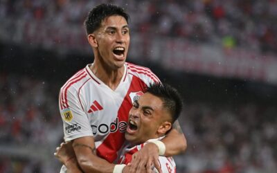 River venció por 3-0 a Barracas y se mete en la lucha por el título