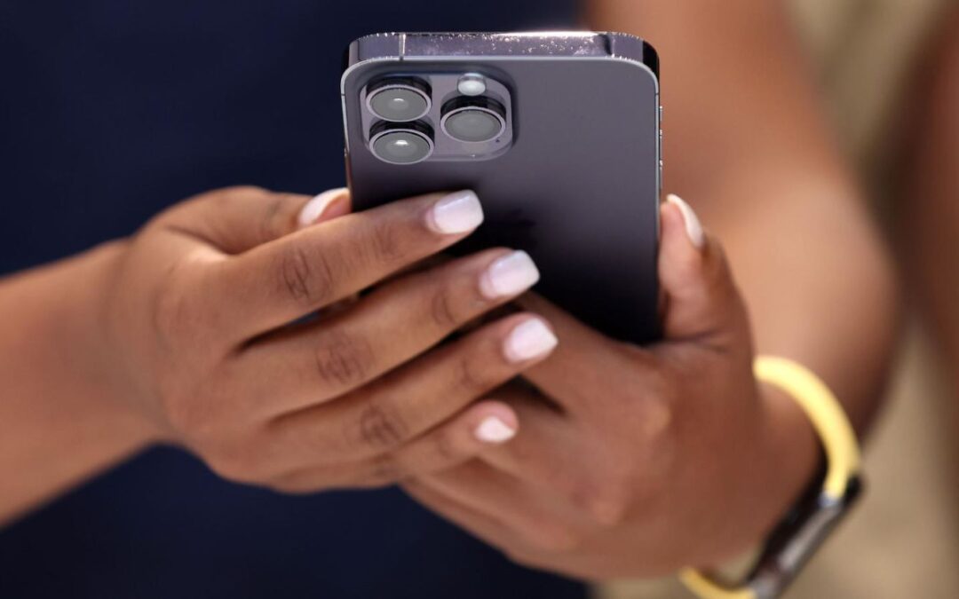Celulares más baratos: el Gobierno suprime aranceles de importación