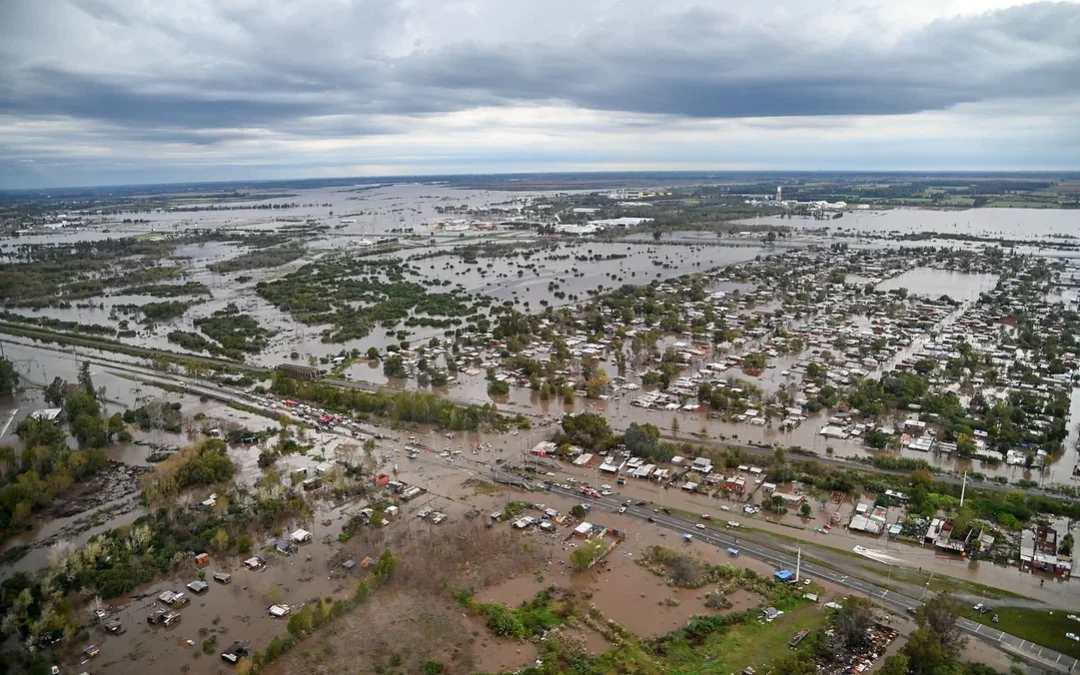 El Gobierno anunció un plan de asistencia de hasta $10 mil millones para los damnificados por las inundaciones en distintas provincias