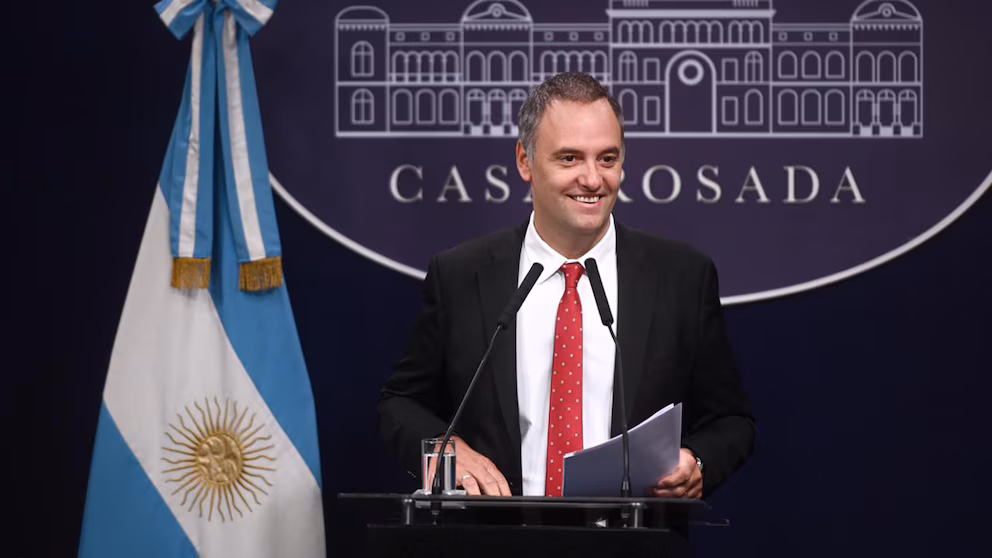 El efecto Adorni: cómo impactó en la imagen del Gobierno y qué espera ahora la sociedad