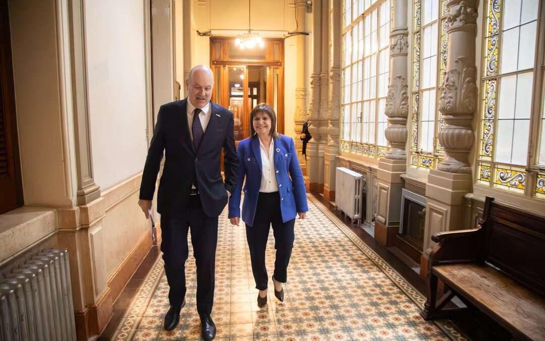 Propiedad privada: desalojo exprés, plazos y otros detalles de lo que cambia para propietarios e inquilinos