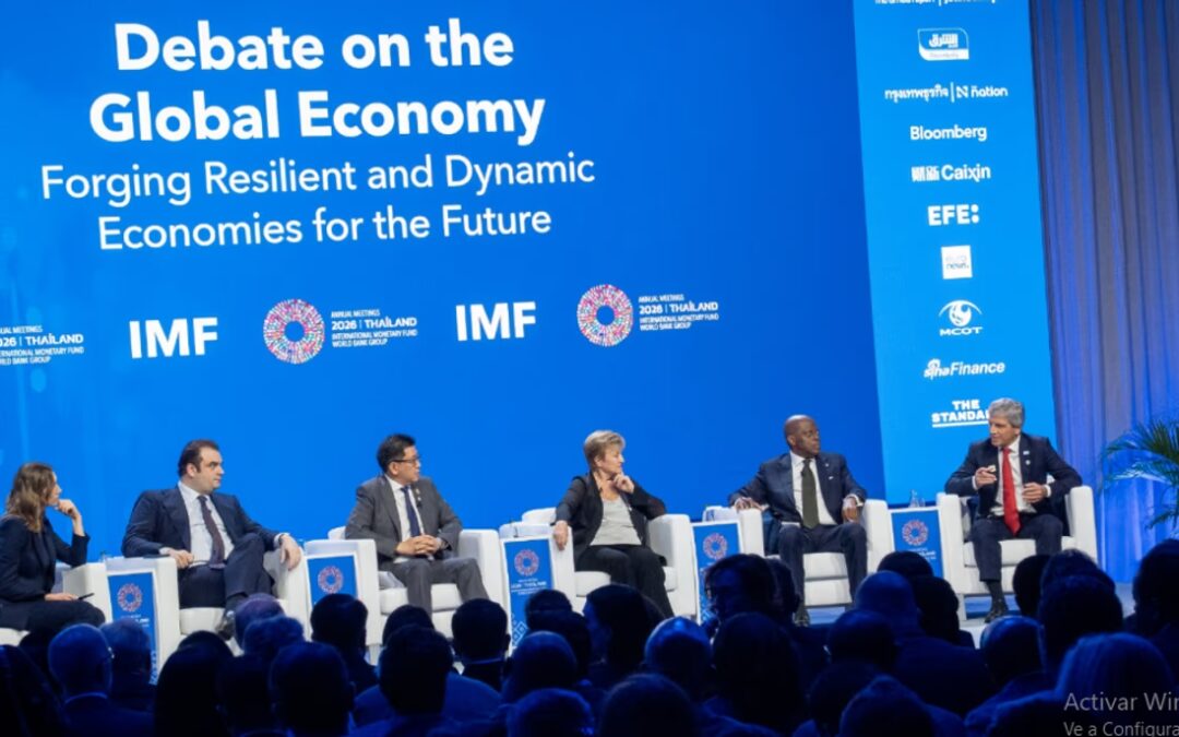 Caputo, con visión optimista en el FMI: “La gente está valorando los datos reales”